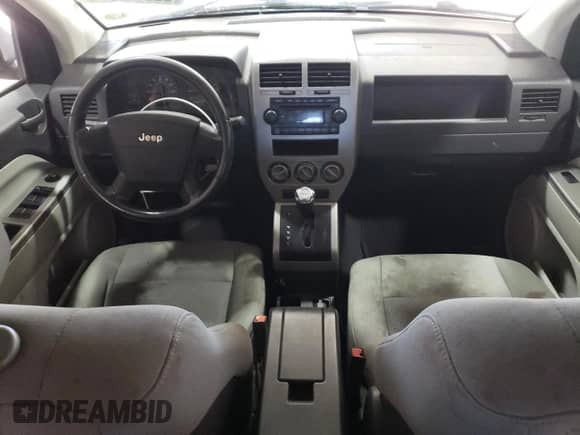 2007 Jeep Compass Sport with VIN 1J8FT47W17D132246, listed as a Copart auction lot 82340244 with Not provided miles and Salvage title. Bid and sale history available at DreamBid. Image 8.