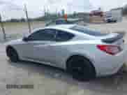 2010 Hyundai Genesis Coupe Track z VIN KMHHT6KD5AU013197, wystawiony jako IAAI lot #43107289 z przebiegiem 197 403 mil mil oraz . Historia ofert i sprzedaży dostępna na DreamBid. Obrazek 14.