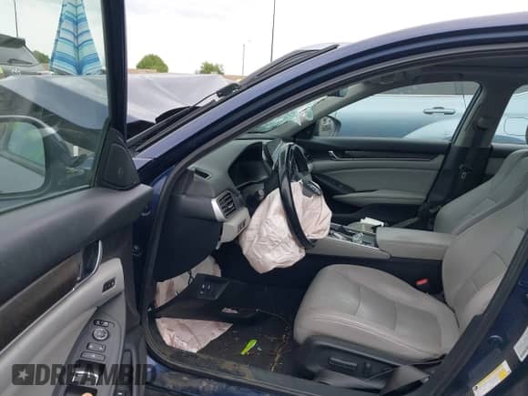 2020 Honda Accord Touring with VIN 1HGCV3F96LA017150, listed as a IAAI auction lot 43105011 with 114,871 mi miles and . Bid and sale history available at DreamBid. Image 5.