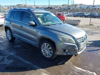 2009 Volkswagen Tiguan SE с VIN WVGBV75N79W529331, выставлен на аукционе IAAI как лот 43559358 с пробегом 148 163 миль миль и . История ставок и продаж доступна на DreamBid. Изображение 1.