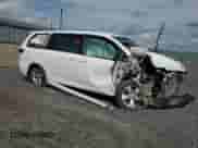 2017 Toyota Sienna LE Auto Access Seat z VIN 5TDKZ3DC7HS817169, wystawiony jako Copart lot #68869085 z przebiegiem Nie podano mil oraz Nie do naprawy • Non repairable. Historia ofert i sprzedaży dostępna na DreamBid. Obrazek 4.