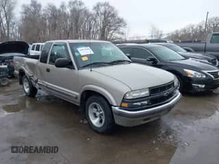 1999 Chevrolet S-10 LS с VIN 1GCCS19XXX8167877, выставлен на аукционе IAAI как лот 41557040 с пробегом 136 368 миль миль и . История ставок и продаж доступна на DreamBid. Изображение 1.