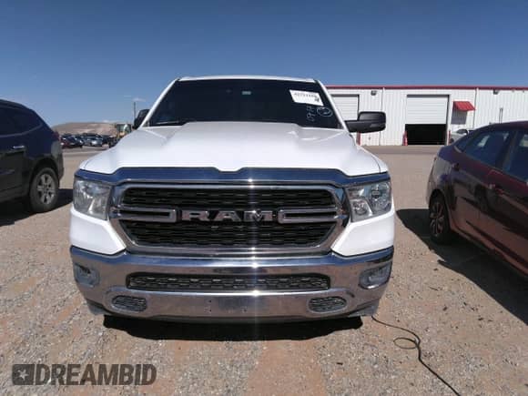 2023 Ram 1500 Big Horn z VIN 1C6RREFG2PN592682, wystawiony jako IAAI lot #42731258 z przebiegiem 83 058 mil mil oraz . Historia ofert i sprzedaży dostępna na DreamBid. Obrazek 12.