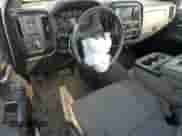 2017 Chevrolet Silverado 2500HD Work Truck z VIN 1GC0CUEG1HZ325011, wystawiony jako Copart lot #72134674 z przebiegiem 73 368 mil mil oraz Szkoda całkowita • Salvage title. Historia ofert i sprzedaży dostępna na DreamBid. Obrazek 8.