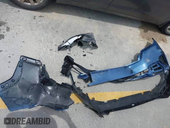 2025 Subaru Forester z VIN JF2SLDAC0SH501685, wystawiony jako IAAI lot #42485957 z przebiegiem 3 877 mil mil oraz . Historia ofert i sprzedaży dostępna na DreamBid. Obrazek 12.