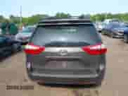 2017 Toyota Sienna XLE Auto Access Seat с VIN 5TDYZ3DC0HS864831, выставлен на аукционе IAAI как лот 42380975 с пробегом 116 556 миль миль и . История ставок и продаж доступна на DreamBid. Изображение 16.