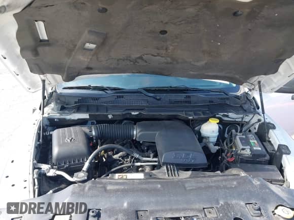 2021 Ram 1500 Tradesman z VIN 1C6RR6FG7MS524946, wystawiony jako IAAI lot #43517143 z przebiegiem 143 902 mil mil oraz . Historia ofert i sprzedaży dostępna na DreamBid. Obrazek 10.