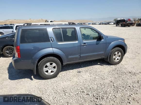 2007 Nissan Pathfinder SE with VIN 5N1AR18W47C605149, listed as a Copart auction lot 71243505 with 179,936 mi miles and Clean title. Bid and sale history available at DreamBid. Image 3.