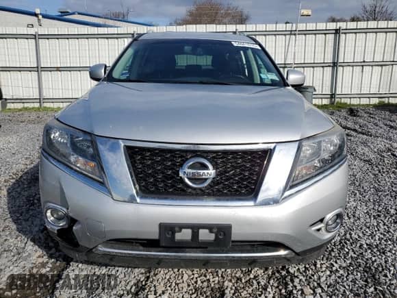 2015 Nissan Pathfinder Platinum z VIN 5N1AR2MM8FC610332, wystawiony jako Copart lot #54041015 z przebiegiem 128 817 mil mil oraz Szkoda całkowita • Salvage title. Historia ofert i sprzedaży dostępna na DreamBid. Obrazek 5.