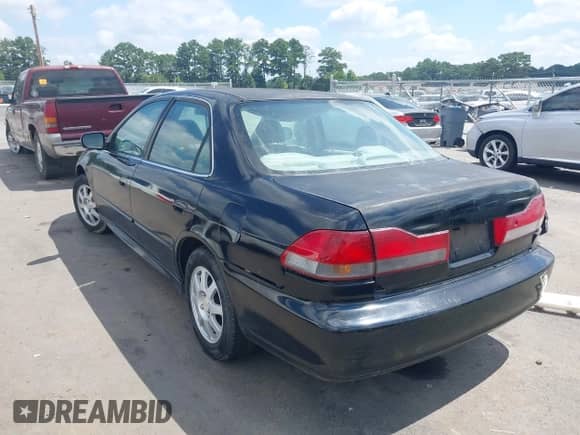 2002 Honda Accord SE z VIN 1HGCG66852A113109, wystawiony jako IAAI lot #42867627 z przebiegiem Nie podano mil oraz . Historia ofert i sprzedaży dostępna na DreamBid. Obrazek 3.