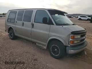 1999 Chevrolet Express z VIN 1GBFG15R6X1064605, wystawiony jako Copart lot #82674014 z przebiegiem 289 285 mil mil oraz Czysty tytuł • Clean title. Historia ofert i sprzedaży dostępna na DreamBid. Obrazek 4.