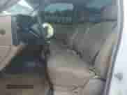 2007 Chevrolet Silverado 1500 Work Truck с VIN 3GCEK14V97G196540, выставлен на аукционе Copart как лот 69636355 с пробегом 195 818 миль миль и Списание • Salvage title. История ставок и продаж доступна на DreamBid. Изображение 7.