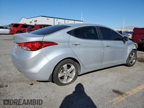 2013 Hyundai Elantra GLS with VIN KMHDH4AE8DU787589, listed as a Copart auction lot 86825545 with 131,202 mi miles and Salvage title. Bid and sale history available at DreamBid. Image 3.
