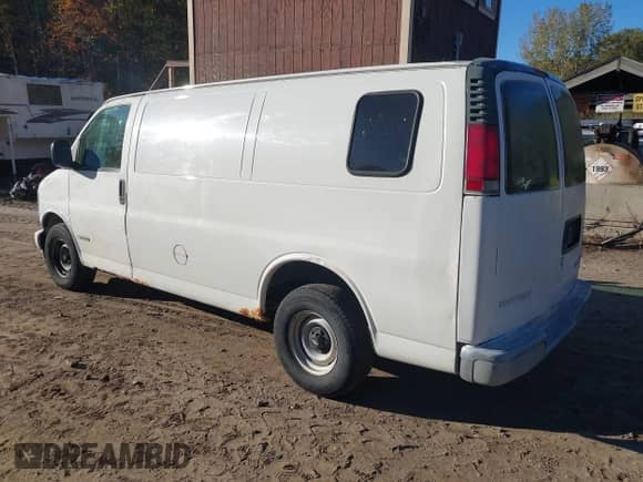 2002 Chevrolet Express Cargo с VIN 1GCFG15W121133145, выставлен на аукционе IAAI как лот 43453644 с пробегом 187 851 миль миль и . История ставок и продаж доступна на DreamBid. Изображение 3.