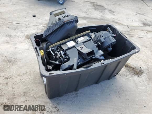 2023 Dodge Charger SRT Hellcat Widebody Jailbreak с VIN 2C3CDXL9XPH681380, выставлен на аукционе Copart как лот 54049995 с пробегом Не указан миль и На запчасти • Non repairable. История ставок и продаж доступна на DreamBid. Изображение 12.