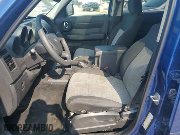 2009 Dodge Nitro SE with VIN 1D8GU28K29W506820, listed as a Copart auction lot 60285685 with 136,478 mi miles and Non repairable. Bid and sale history available at DreamBid. Image 7.