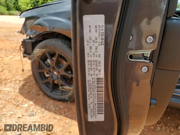 2018 Dodge Journey SXT with VIN 3C4PDCBBXJT414863, listed as a Copart auction lot 64961375 with 104,514 mi miles and Salvage title. Bid and sale history available at DreamBid. Image 14.