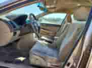 2004 Honda Accord LX с VIN 1HGCM56444A168007, выставлен на аукционе Copart как лот 81792345 с пробегом 215 233 миль миль и На запчасти • Non repairable. История ставок и продаж доступна на DreamBid. Изображение 7.