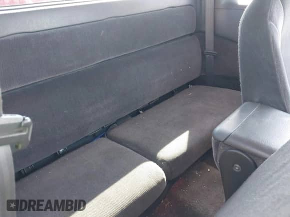 2000 Dodge Dakota with VIN 1B7GL22X9YS532083, listed as a IAAI auction lot 42541597 with 168,304 mi miles and . Bid and sale history available at DreamBid. Image 8.