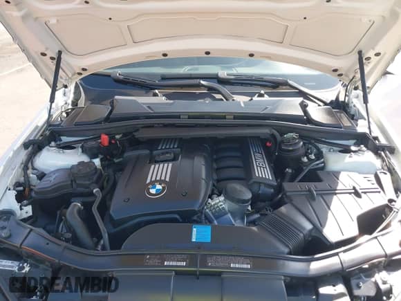 2009 BMW 3 Series 328i with VIN WBAPH53589A437115, listed as a IAAI auction lot 43155551 with 37,314 mi miles and . Bid and sale history available at DreamBid. Image 10.