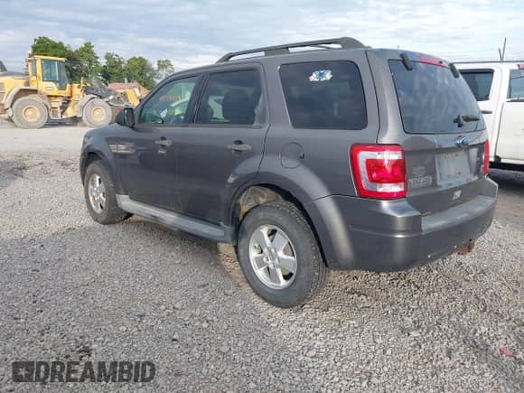 2011 Ford Escape XLT с VIN 1FMCU9DG1BKA67433, выставлен на аукционе IAAI как лот 43118413 с пробегом 117 135 миль миль и . История ставок и продаж доступна на DreamBid. Изображение 3.