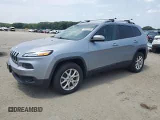 2014 Jeep Cherokee Latitude с VIN 1C4PJMCB3EW128172, выставлен на аукционе Copart как лот 86117145 с пробегом 95 065 миль миль и На запчасти • Non repairable. История ставок и продаж доступна на DreamBid. Изображение 1.