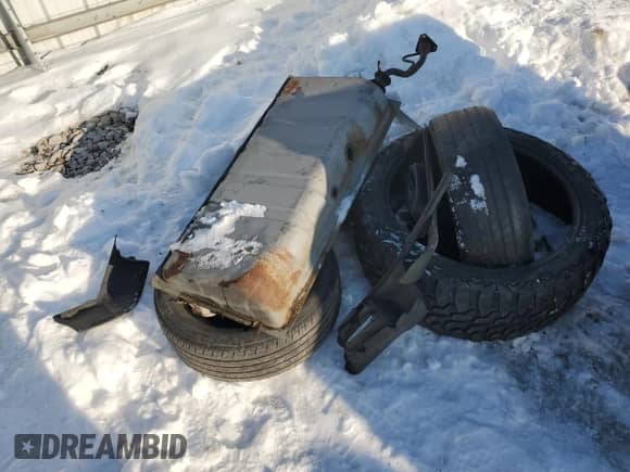 2003 Chevrolet S-10 LS с VIN 1GCCS14XX38254213, выставлен на аукционе Copart как лот 87176854 с пробегом Не указан миль и Списание • Salvage title. История ставок и продаж доступна на DreamBid. Изображение 12.