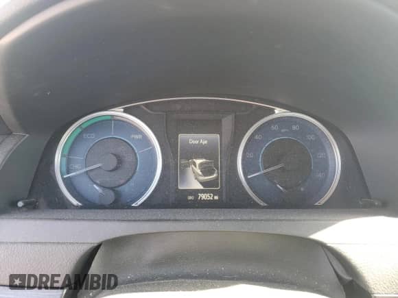 2017 Toyota Camry Hybrid XLE z VIN 4T1BD1FK7HU208050, wystawiony jako Copart lot #82497415 z przebiegiem 79 052 mil mil oraz Szkoda całkowita • Salvage title. Historia ofert i sprzedaży dostępna na DreamBid. Obrazek 9.