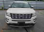 2017 Ford Explorer Limited z VIN 1FM5K8F8XHGC35774, wystawiony jako Copart lot #70104315 z przebiegiem 109 548 mil mil oraz Czysty tytuł • Clean title. Historia ofert i sprzedaży dostępna na DreamBid. Obrazek 5.