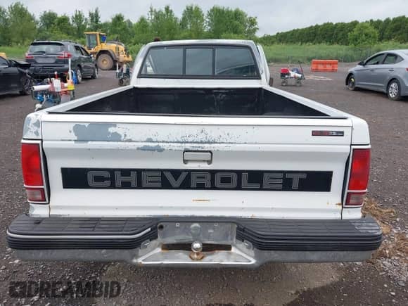 1993 Chevrolet S-10 с VIN 1GCCS19R3P0105429, выставлен на аукционе IAAI как лот 42624166 с пробегом 150 727 миль миль и . История ставок и продаж доступна на DreamBid. Изображение 15.