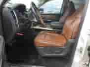 2016 Ram 1500 Longhorn z VIN 1C6RR7PT6GS180581, wystawiony jako Copart lot #86832655 z przebiegiem 157 841 mil mil oraz Szkoda całkowita • Salvage title. Historia ofert i sprzedaży dostępna na DreamBid. Obrazek 7.