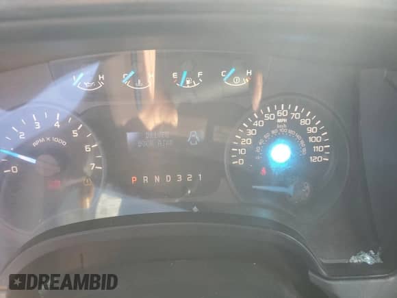 2013 Ford F-150 XL с VIN 1FTFX1EF5DKD78849, выставлен на аукционе Copart как лот 85705855 с пробегом 172 940 миль миль и Списание • Salvage title. История ставок и продаж доступна на DreamBid. Изображение 9.