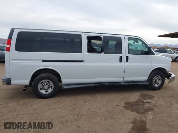 2019 Chevrolet Express Passenger LT с VIN 1GAZGPFGXK1214144, выставлен на аукционе IAAI как лот 41719501 с пробегом 79 941 миль миль и . История ставок и продаж доступна на DreamBid. Изображение 13.