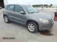 2009 Volkswagen Tiguan S с VIN WVGAV75N59W527492, выставлен на аукционе IAAI как лот 42163953 с пробегом 77 748 миль миль и . История ставок и продаж доступна на DreamBid. Изображение 1.