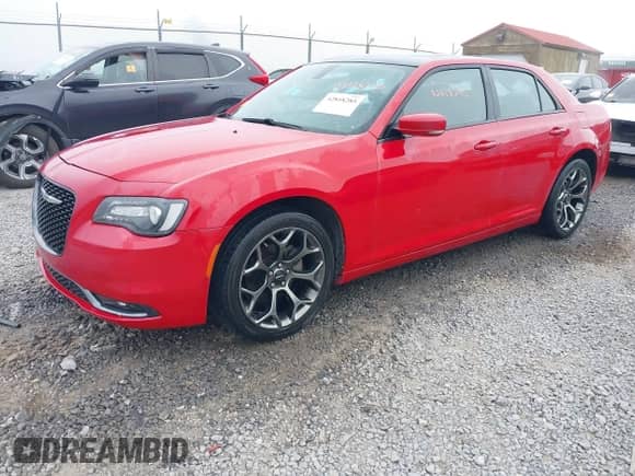 2015 Chrysler 300 S с VIN 2C3CCABG5FH786939, выставлен на аукционе IAAI как лот 42818285 с пробегом 79 414 миль миль и . История ставок и продаж доступна на DreamBid. Изображение 20.
