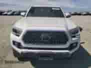 2019 Toyota Tacoma SR5 с VIN 3TMDZ5BN6KM058580, выставлен на аукционе Copart как лот 65633265 с пробегом 30 232 миль миль и Списание • Salvage title. История ставок и продаж доступна на DreamBid. Изображение 5.