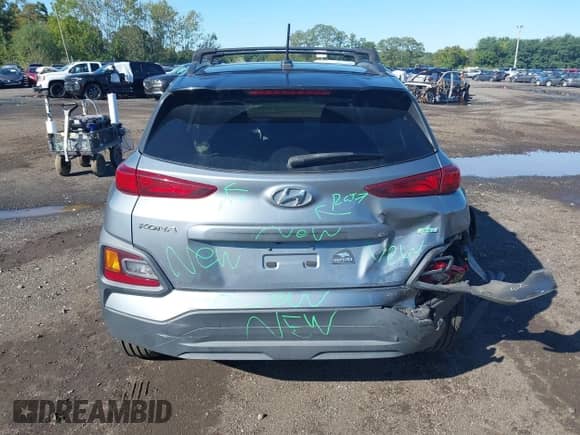 2020 Hyundai Kona SEL с VIN KM8K2CAAXLU400006, выставлен на аукционе IAAI как лот 43159200 с пробегом 77 381 миль миль и . История ставок и продаж доступна на DreamBid. Изображение 16.