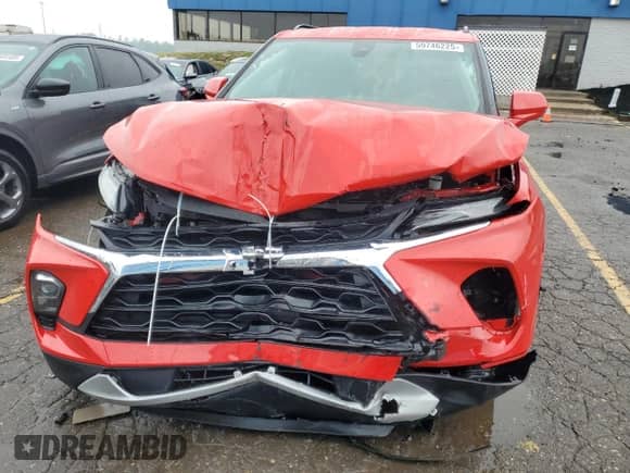 2023 Chevrolet Blazer LT z VIN 3GNKBHR42PS228177, wystawiony jako Copart lot #59746225 z przebiegiem 32 715 mil mil oraz Nie do naprawy • Non repairable. Historia ofert i sprzedaży dostępna na DreamBid. Obrazek 5.