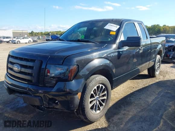 2010 Ford F-150 XL z VIN 1FTEX1CW9AFB83386, wystawiony jako IAAI lot #43405938 z przebiegiem 98 242 mil mil oraz . Historia ofert i sprzedaży dostępna na DreamBid. Obrazek 2.