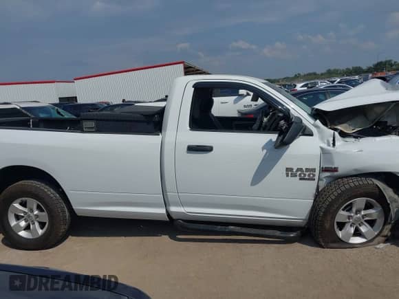 2022 Ram 1500 Tradesman с VIN 3C6JR6DT4NG239661, выставлен на аукционе IAAI как лот 43252469 с пробегом Не указан миль и . История ставок и продаж доступна на DreamBid. Изображение 13.