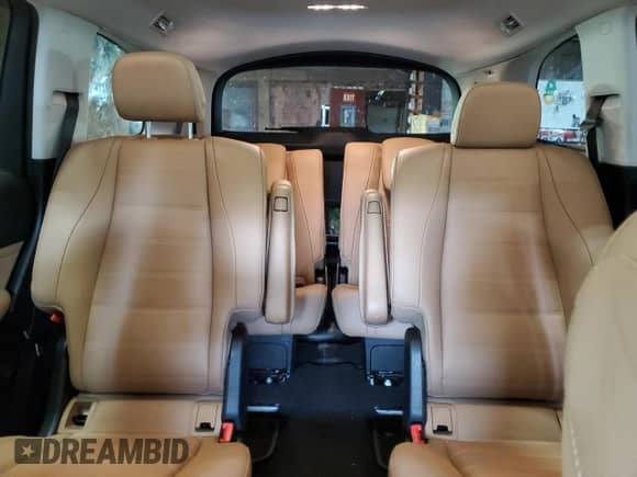 2024 Mercedes-Benz GLS 580 z VIN 4JGFF8FE6RB133451, wystawiony jako Copart lot #53698435 z przebiegiem 6 517 mil mil oraz Szkoda całkowita • Salvage title. Historia ofert i sprzedaży dostępna na DreamBid. Obrazek 10.