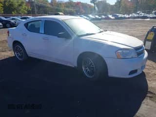 2011 Dodge Avenger Express z VIN 1B3BD4FB1BN588012, wystawiony jako IAAI lot #43459106 z przebiegiem 139 691 mil mil oraz . Historia ofert i sprzedaży dostępna na DreamBid. Obrazek 1.