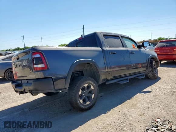 2019 Ram 1500 Rebel z VIN 1C6RRELT6KN829121, wystawiony jako Copart lot #66312655 z przebiegiem 155 518 mil mil oraz Szkoda całkowita • Salvage title. Historia ofert i sprzedaży dostępna na DreamBid. Obrazek 3.