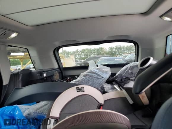 2020 Land Rover Range Rover Sport HST with VIN SALWS2RU3LA739005, listed as a Copart auction lot 64018075 with 42,025 mi miles and Salvage title. Bid and sale history available at DreamBid. Image 10.