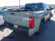 2024 Toyota Tundra Limited z VIN 5TFWA5DB9RX161273, wystawiony jako IAAI lot #41676655 z przebiegiem 10 371 mil mil oraz . Historia ofert i sprzedaży dostępna na DreamBid. Obrazek 4.