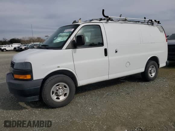 2018 Chevrolet Express Cargo с VIN 1GCWGAFP6J1184937, выставлен на аукционе Copart как лот 70963545 с пробегом 151 544 миль миль и Чистый • Clean title. История ставок и продаж доступна на DreamBid. Изображение 1.