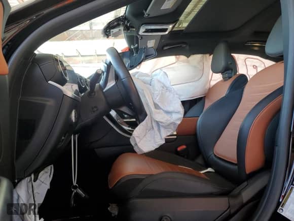 2024 Mercedes-Benz C 300 с VIN W1KAF4GB4RR202145, выставлен на аукционе Copart как лот 70508685 с пробегом 22 812 миль миль и Списание • Salvage title. История ставок и продаж доступна на DreamBid. Изображение 7.