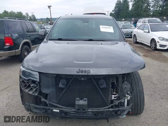 2020 Jeep Grand Cherokee Altitude z VIN 1C4RJFAG7LC211220, wystawiony jako IAAI lot #42900162 z przebiegiem 62 344 mil mil oraz . Historia ofert i sprzedaży dostępna na DreamBid. Obrazek 13.