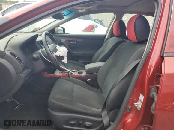 2015 Nissan Altima S z VIN 1N4AL3AP2FC228863, wystawiony jako Copart lot #80254455 z przebiegiem 142 736 mil mil oraz Szkoda całkowita • Salvage title. Historia ofert i sprzedaży dostępna na DreamBid. Obrazek 7.