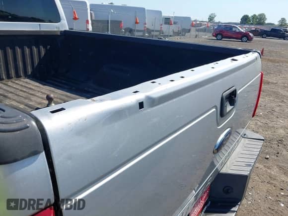 2013 Ford F-250 XL with VIN 1FT7W2BT1DEA31167, listed as a IAAI auction lot 43048680 with 208,065 mi miles and . Bid and sale history available at DreamBid. Image 6.